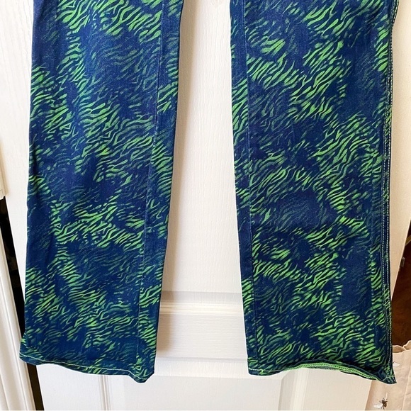 I.AM.GIA Pant Tali Denim Flare Animal Print High-Rise Green Tiger XS EUC - Picture 5 of 11